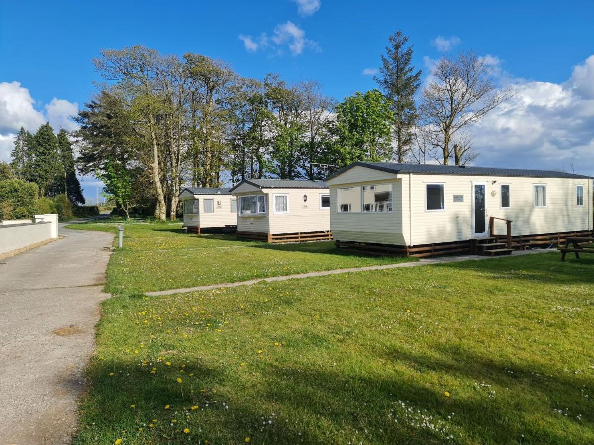 Апартаменты Blackmoor Farm - Caravan 6 Ludchurch Экстерьер фото